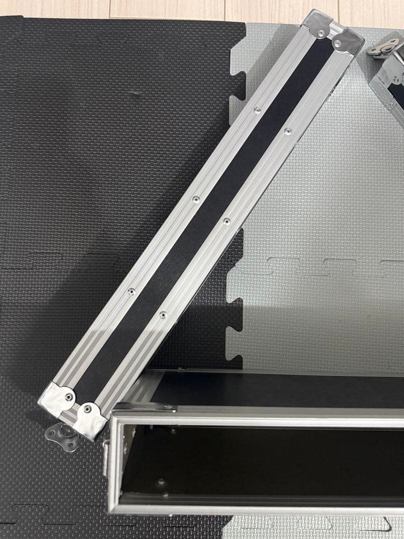 KC HRC100 1Uハーフラックケース キョーリツ