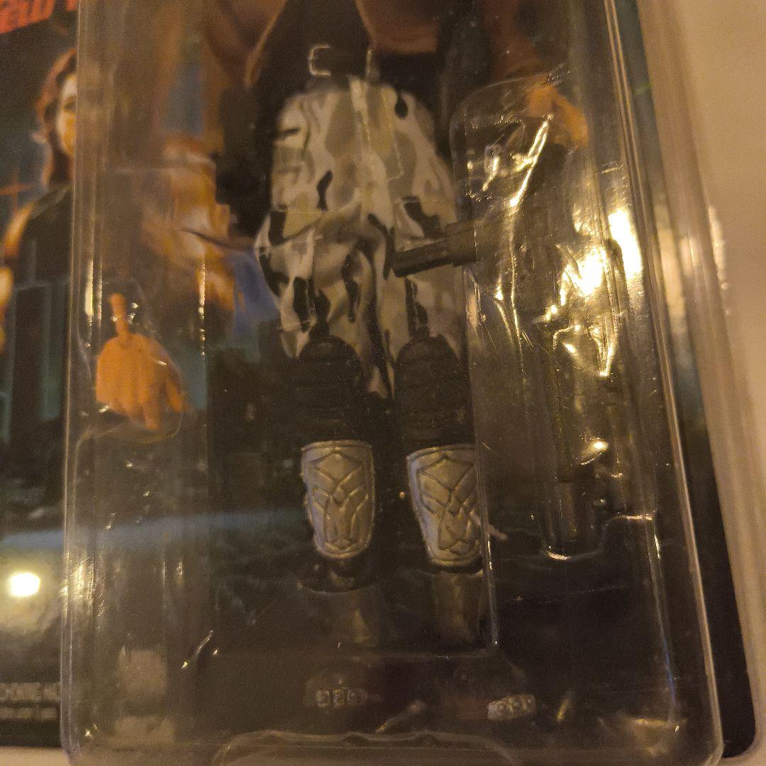 ESCAPE FROM NEW YORK スネーク・プリスケン フィギュア　新品