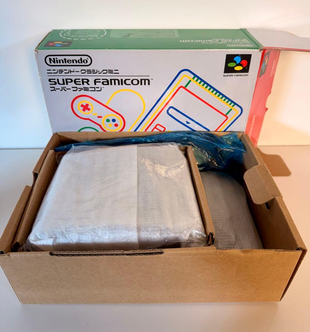 Nintendo SUPER FAMICOM 任天堂 ミニ スーパーファミコン