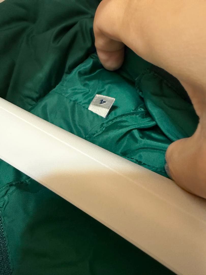 齋*匠様 超美品　モンクレール MONCLER ダウン　アウター　袖あり　フード