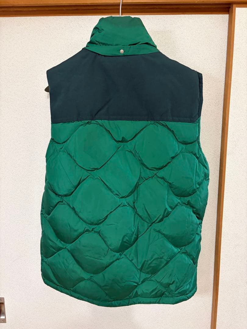 齋*匠様 超美品　モンクレール MONCLER ダウン　アウター　袖あり　フード