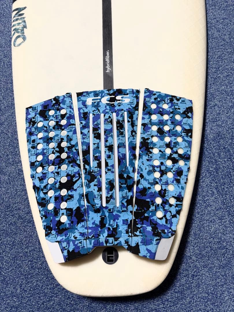 JSサーフボード ジェイエス NITRO ニトロ EPS 5’5 フィン付き