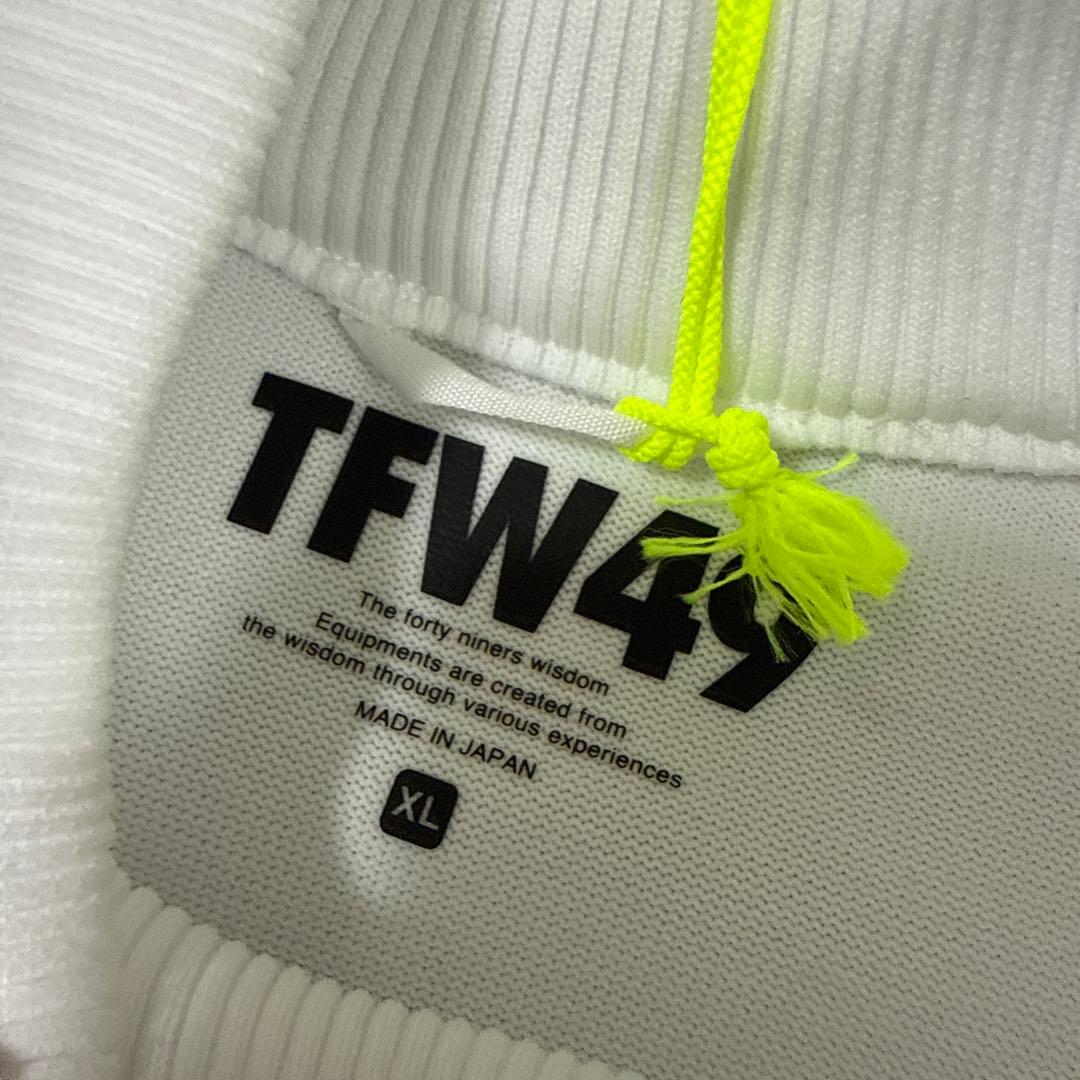 新品　TFW49 スウェットモックネック　裏起毛スウェットパンツ　セット