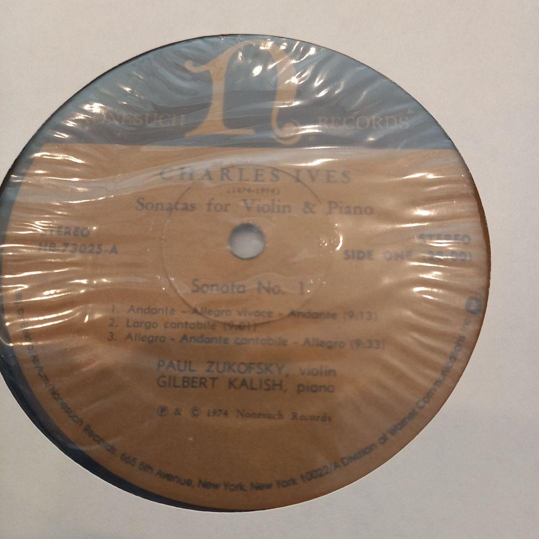レコードです(*´∇｀)　ズーコフスキー アイヴス　ヴァイオリンソナタ