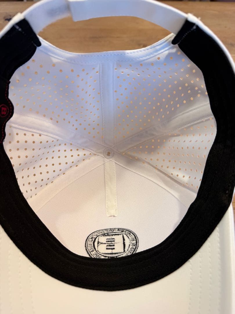 BRIEFING ホワイトキャップ