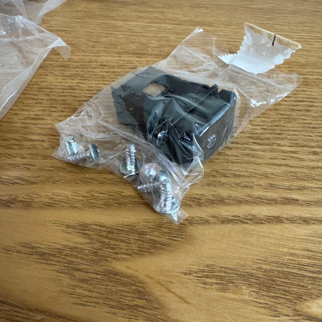 ジムニー　純正フォグランプ　（2004年10月以降）（JB23W-5以降）