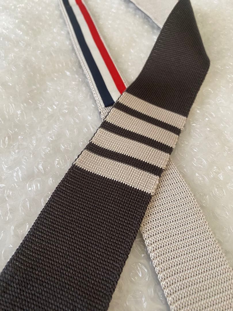 トムブラウン　ニットタイ　ネクタイ　グレー　チャコールグレー　本物