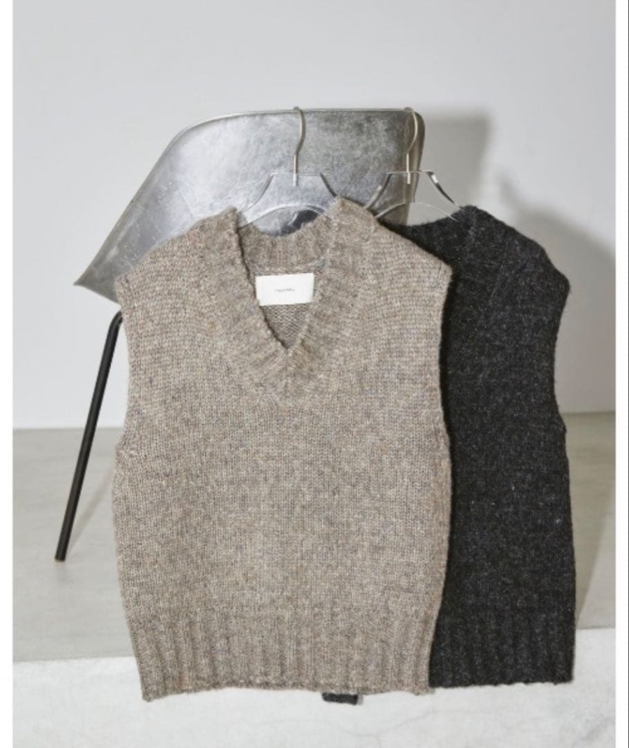 todayful モールヤーンニットベスト　ブラウン系　AS