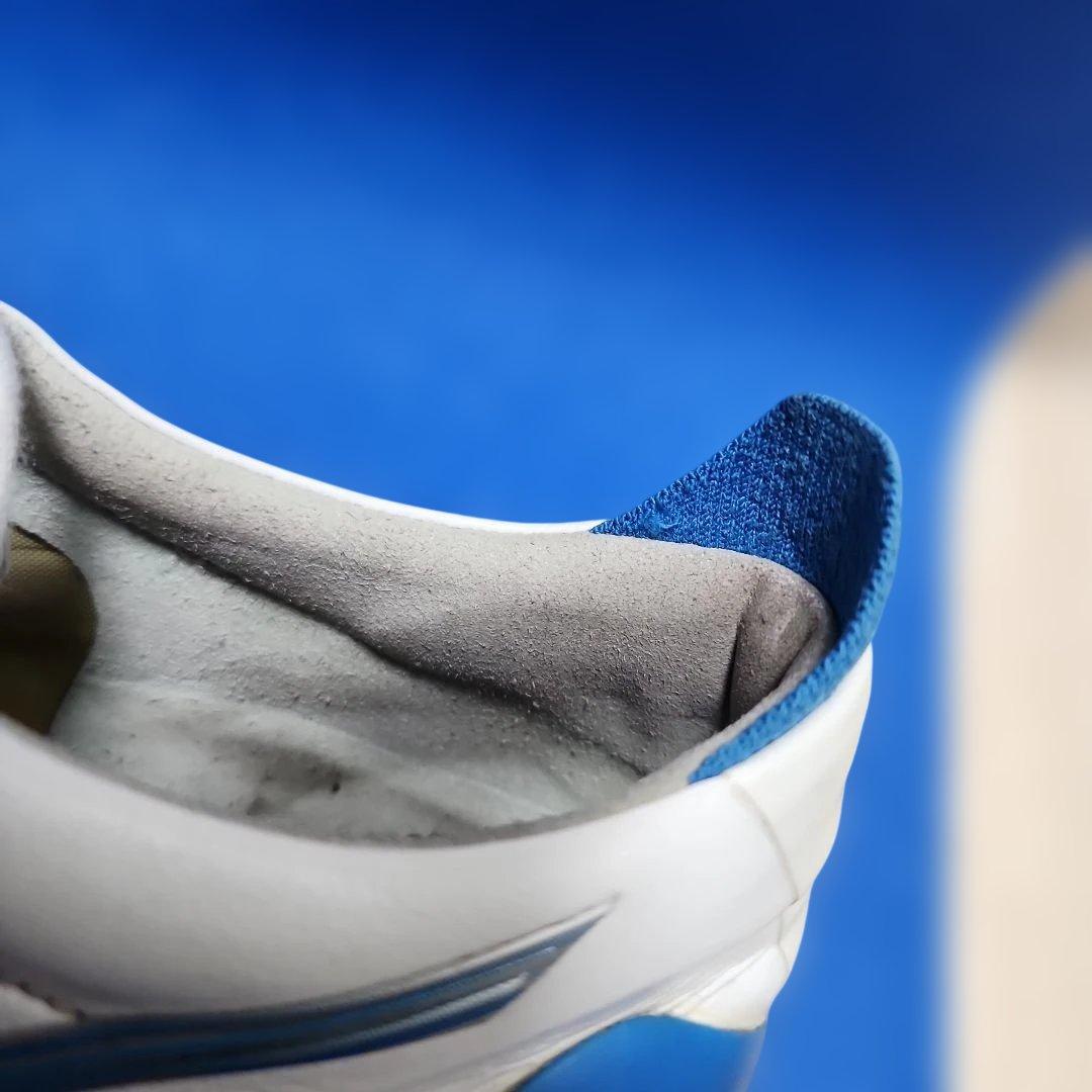 ミズノ モレリアネオ 4 JAPAN(ホワイト×ブルー)26.5センチ