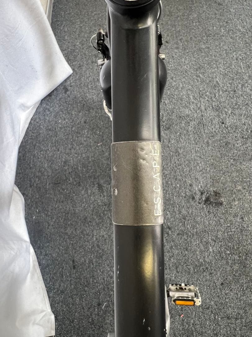 クロスバイク　GIANT ESCAPE AIR ジャイアント　エスケープ