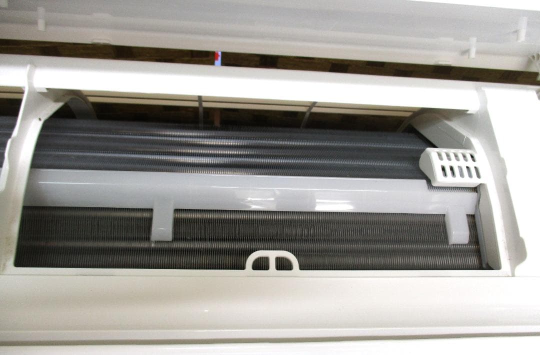 ★美品　日立 エアコン 白くまくん スターホワイト RAS-D22N★