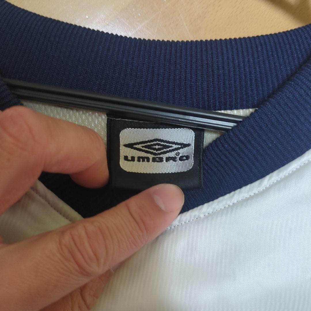 値引き不可☆　希少♥　UMBRO　アンブロ　中綿　ピステ