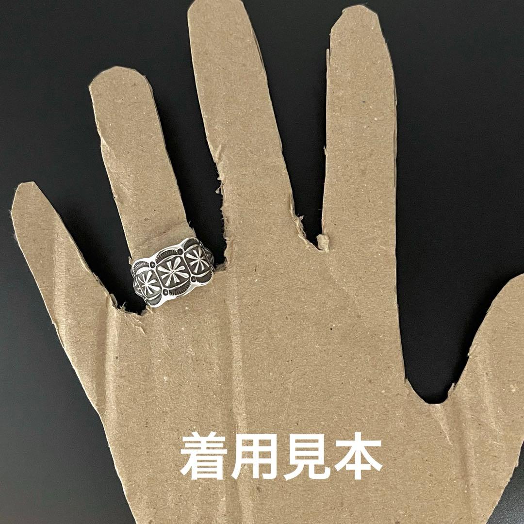 ナバホ族 ダレルキャドマン コンチョ デザイン リング インディアンジュエリー