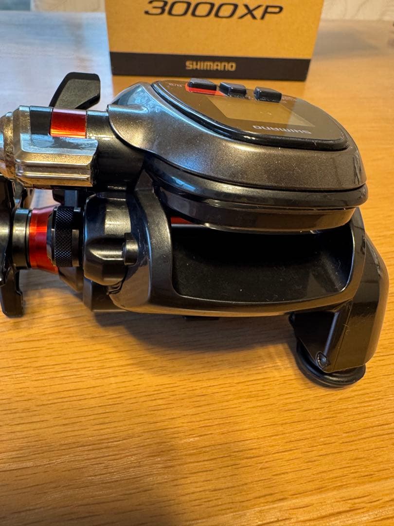 SHIMANO 18 PLAYS 3000XP 電動リール