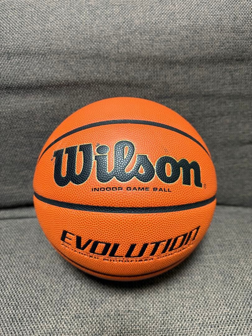 Wilson Evolution バスケットボール　7号球