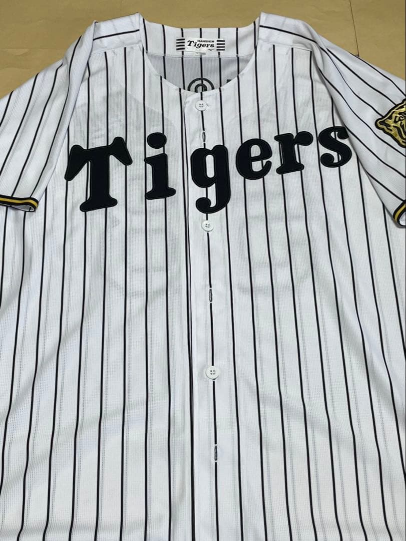 阪神タイガースレプリカユニホーム　前川右京選手