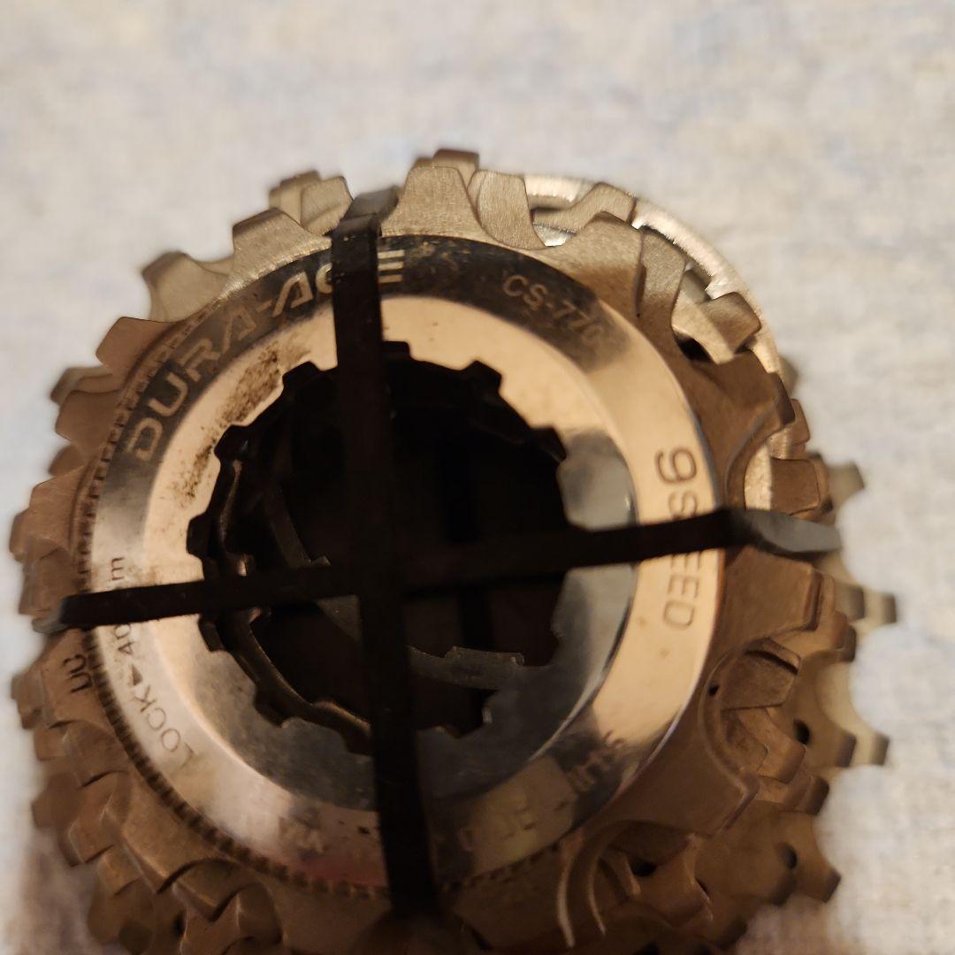 DURA-ACE CS-7700 9速スプロケット
