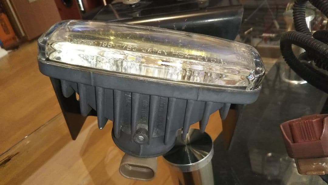 こ*つ様 日産 F50系シーマ 純正オプション マルチコートフォグランプ ハーネ