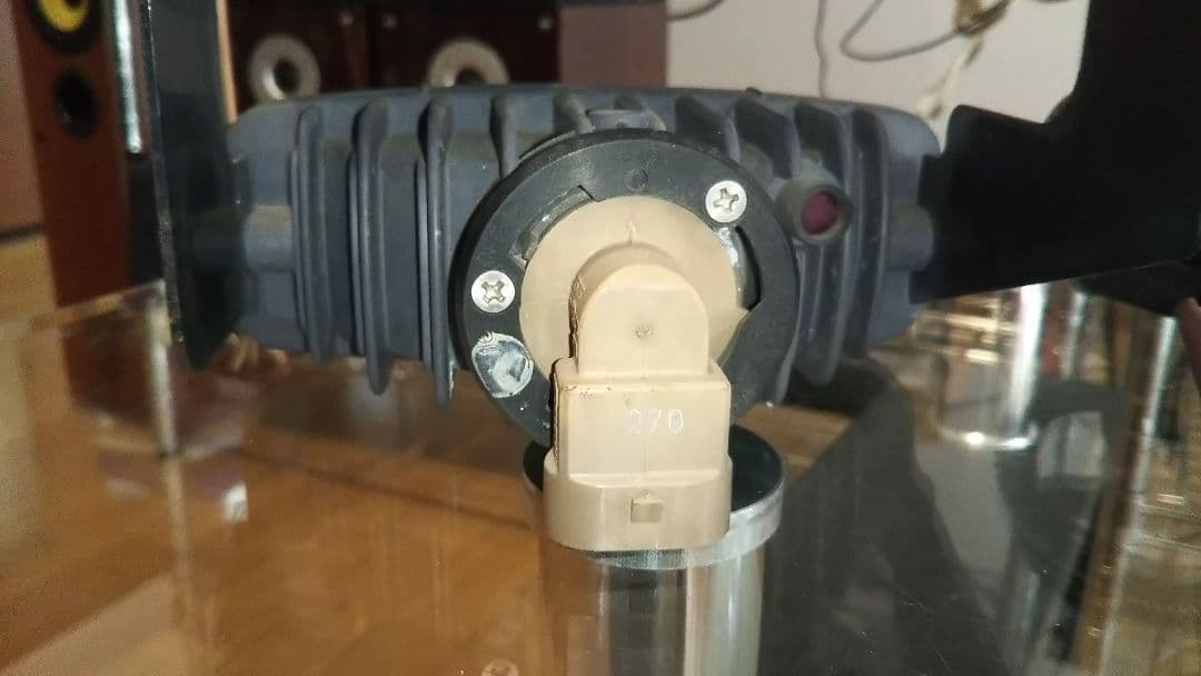 こ*つ様 日産 F50系シーマ 純正オプション マルチコートフォグランプ ハーネ