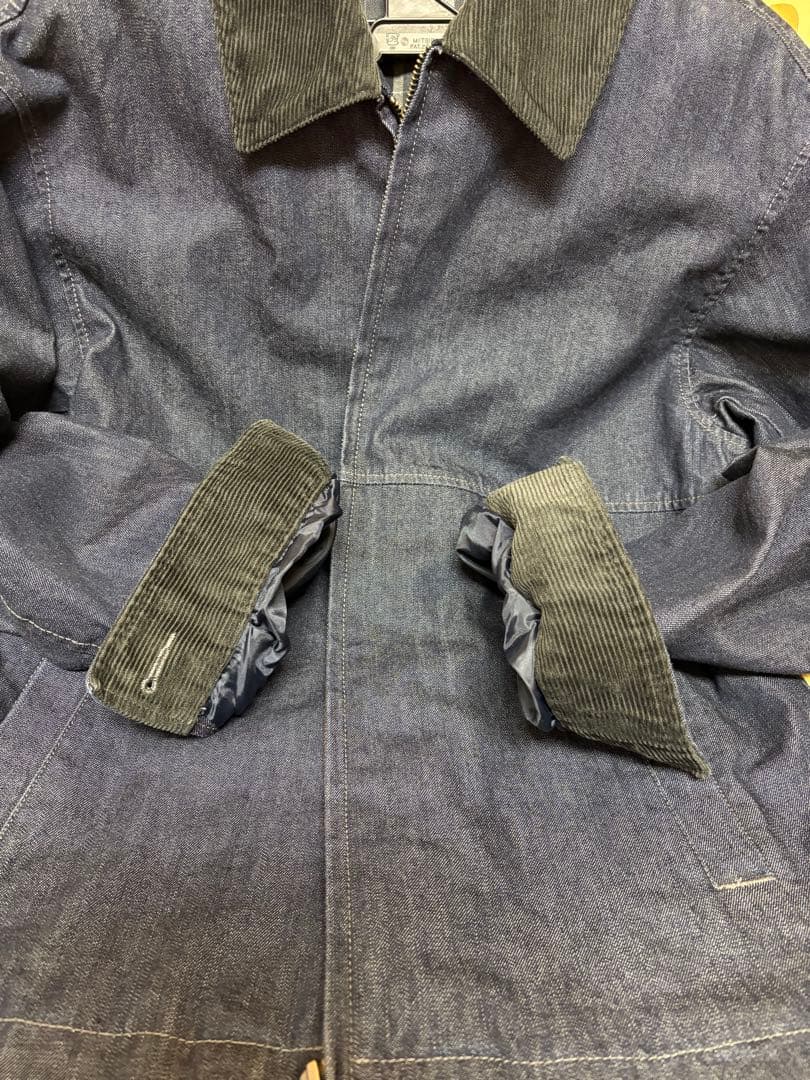 ユニクロ　ジップアップショートブルゾンM