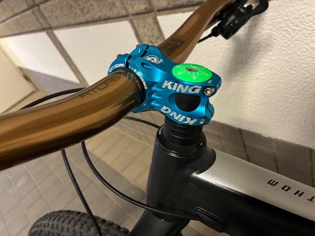 Giant Fathom2 Mサイズ 2024年モデル