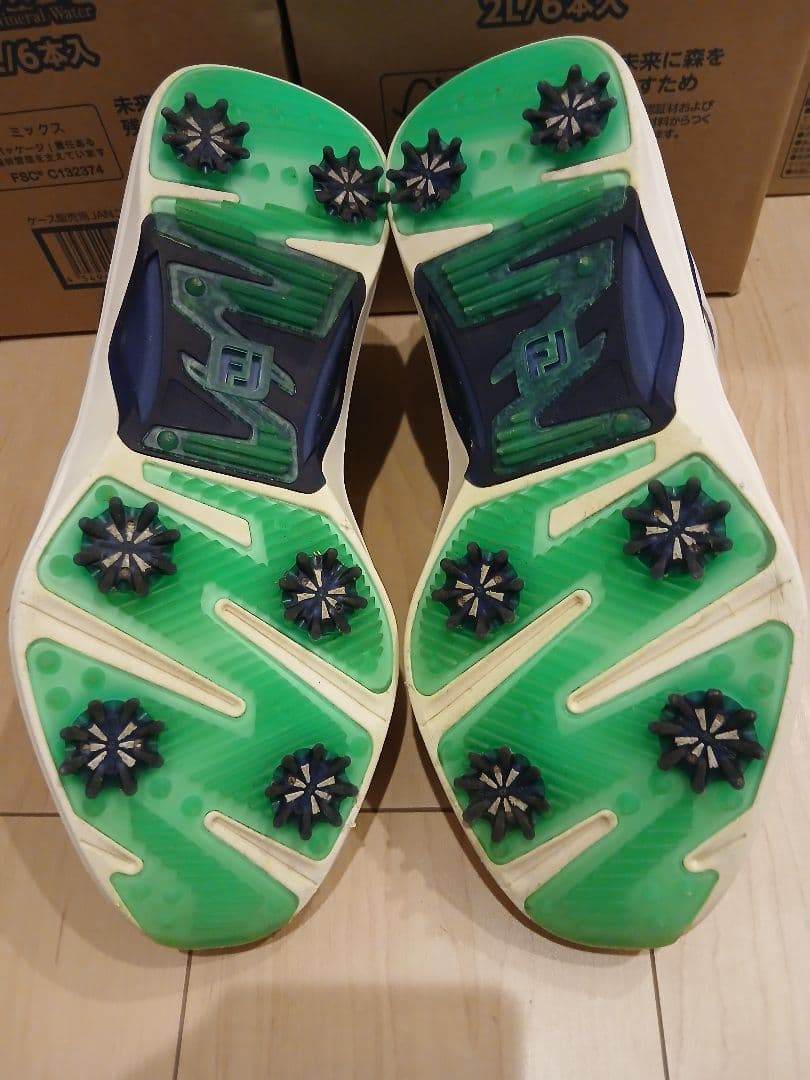 フットジョイ新作ゴルフシューズ