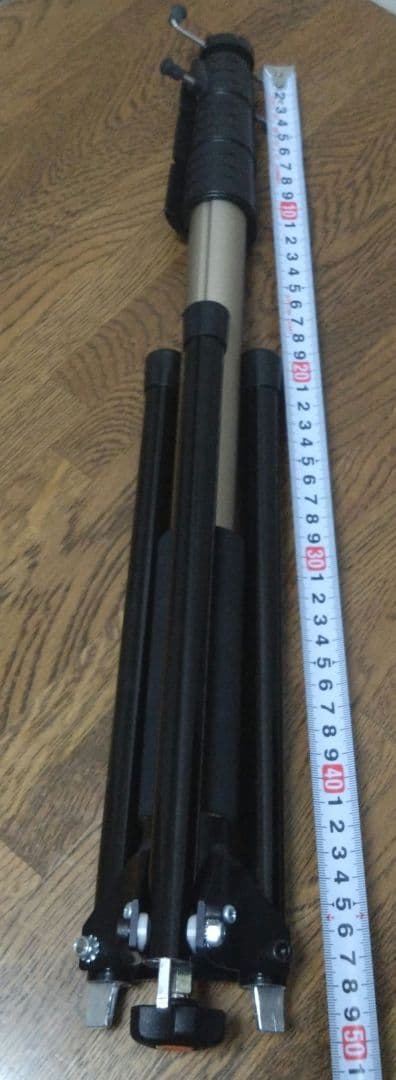 社交ダンス燕尾・ドレス用スタンド (高さ調整可能)