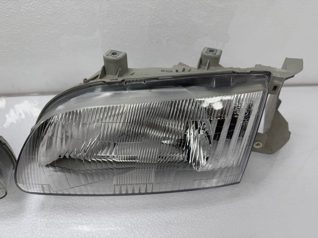 ホンダ RA1-5 オデッセイ 右左ヘッドライトSTANLEY 033-6683