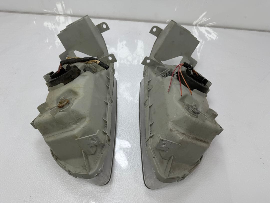 ホンダ RA1-5 オデッセイ 右左ヘッドライトSTANLEY 033-6683