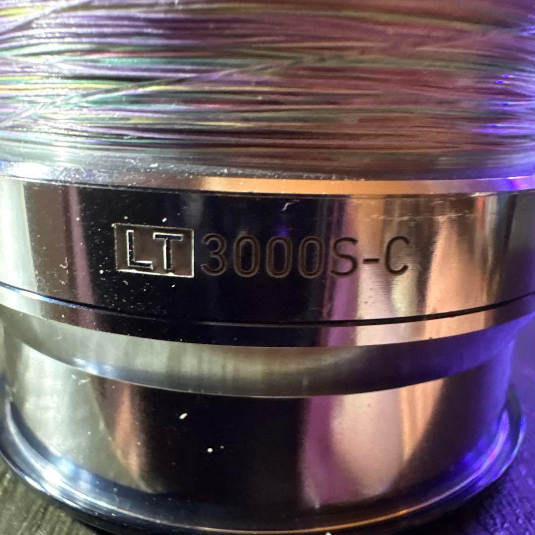 ダイワ　18イグジスト 3000s C純正スプール　PE0,6号付き