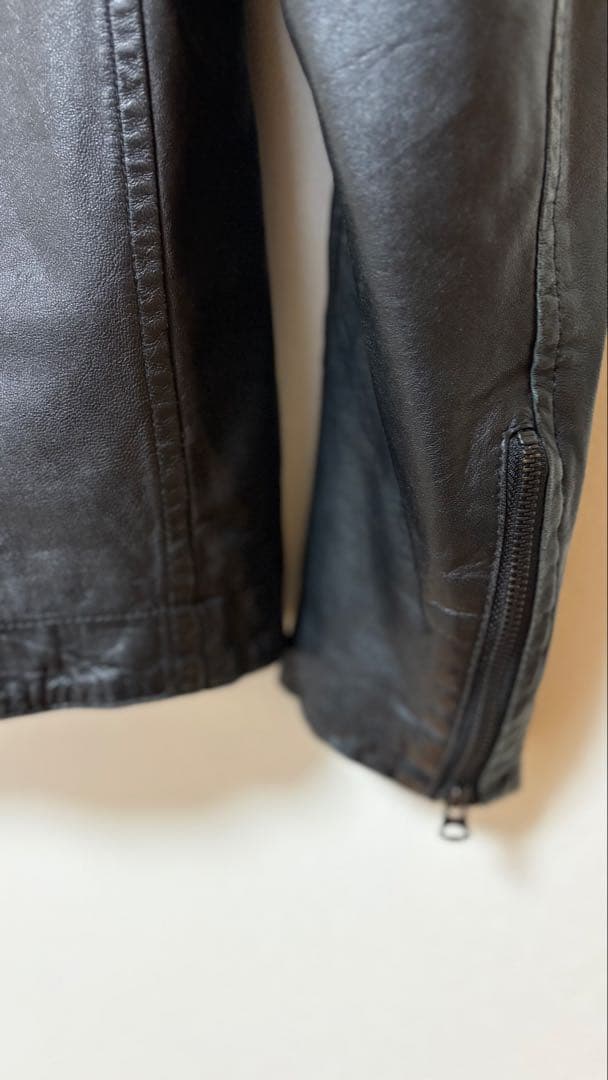 《AMERICAN RAG CIE》 フード付きブラックレザージャケット