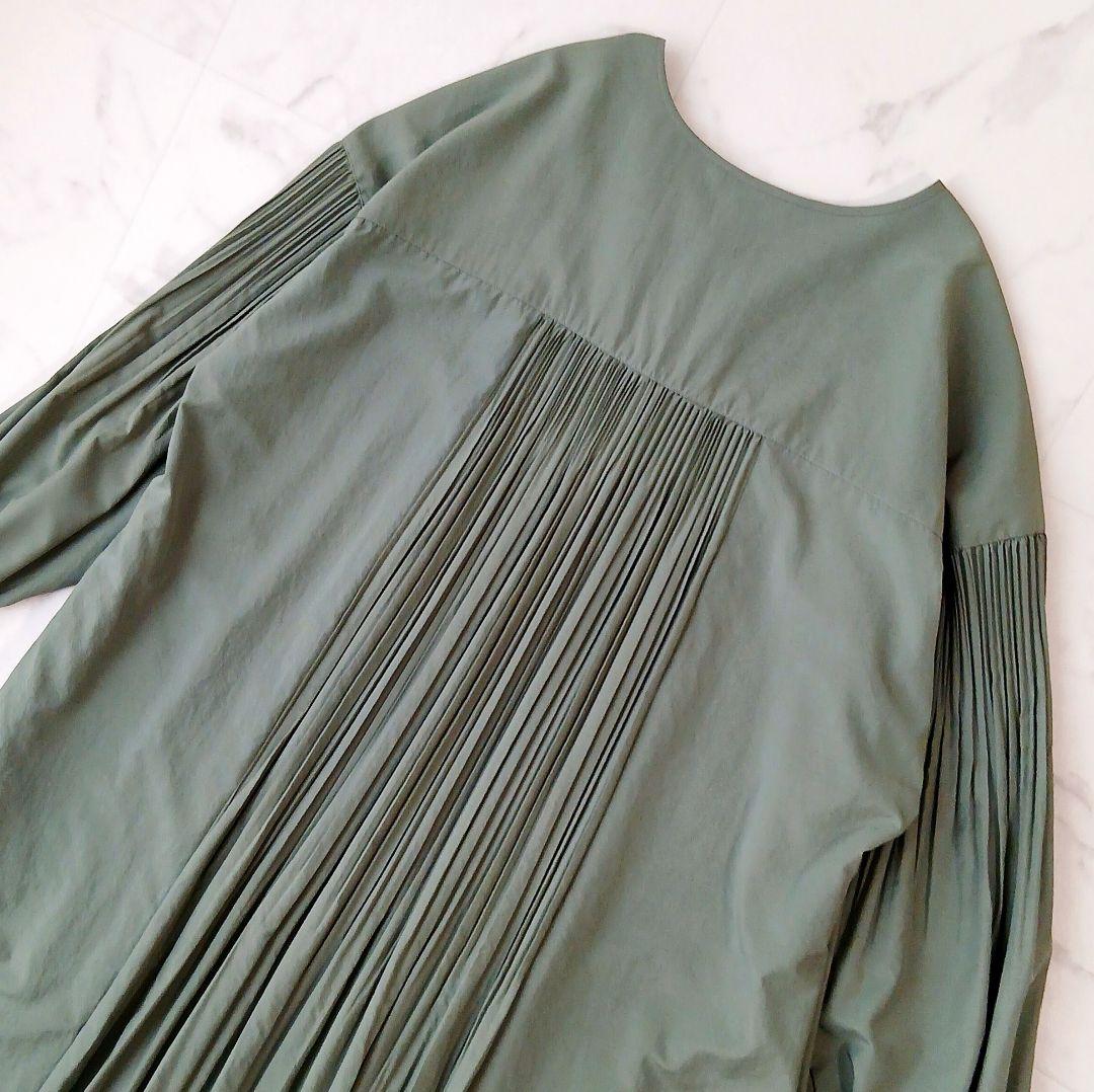 美品 カレンソロジー 上品 タックギャザープリーツワンピース F グリーン