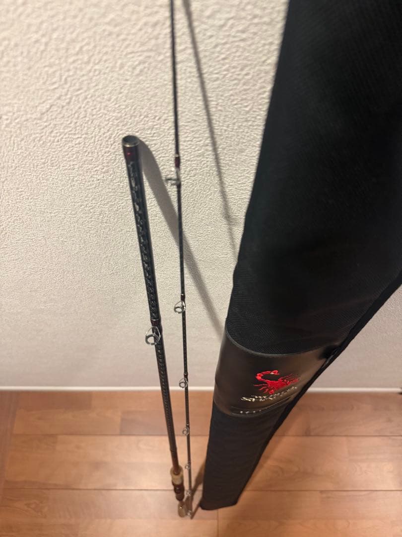 ワールドシャウラ1714-R2