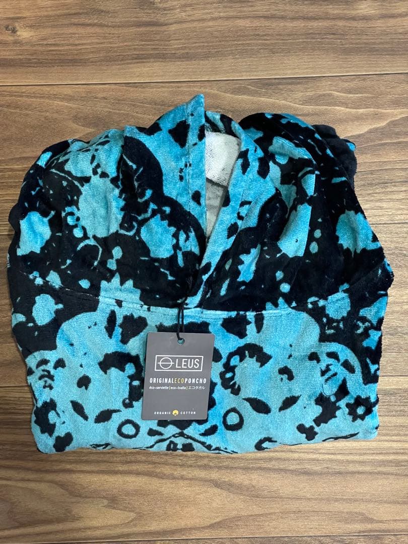 LEUS サーフポンチョ Conner Coffin Large