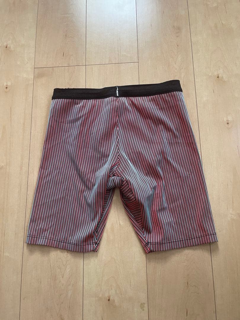 NIKE エアロスイフト　タイツLサイズ