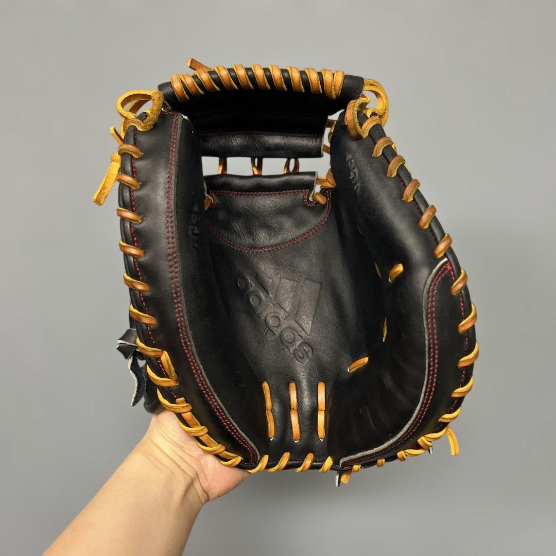 1364 アディダス 型抜群 極美品 硬式 キャッチャーミット