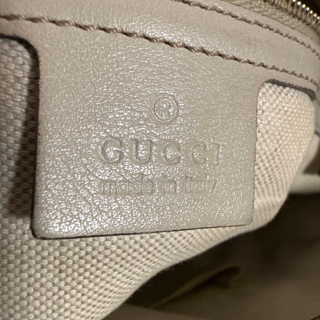 トートバッグ　GUCCI グッチシマ　レザー　ホワイト