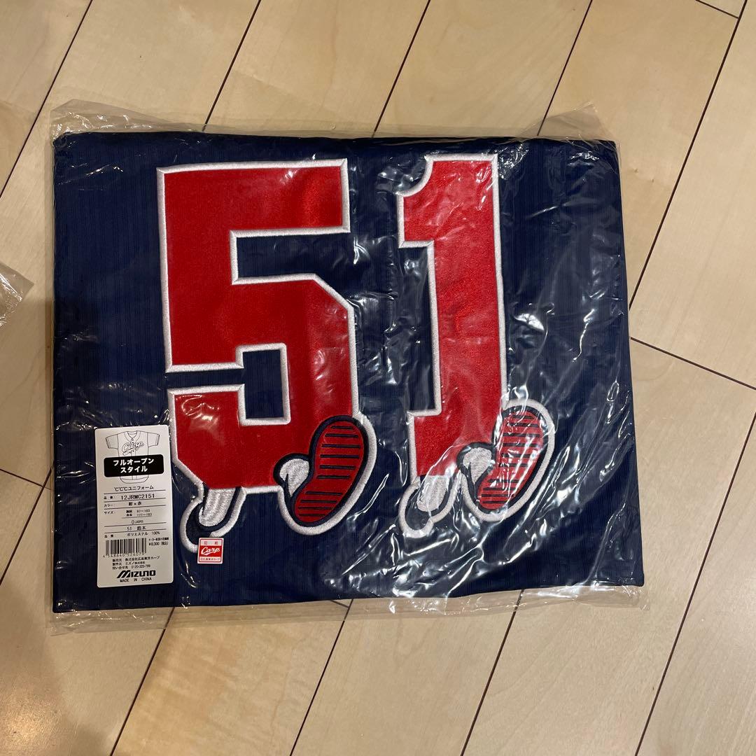 カープ°C°C°Cユニフォーム　51 鈴木　サイズＯ 同デザインキャップ付