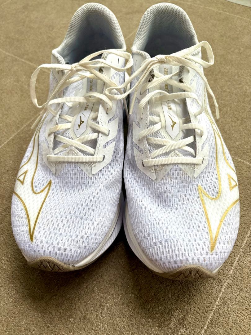 ミズノMizuno ウェーブリベリオンフラッシュ2 ランニングシューズ　28cm