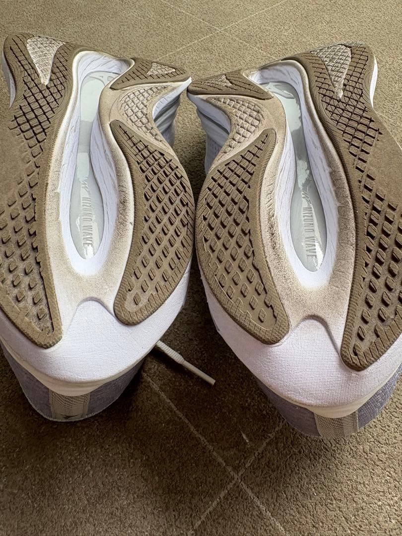 ミズノMizuno ウェーブリベリオンフラッシュ2 ランニングシューズ　28cm