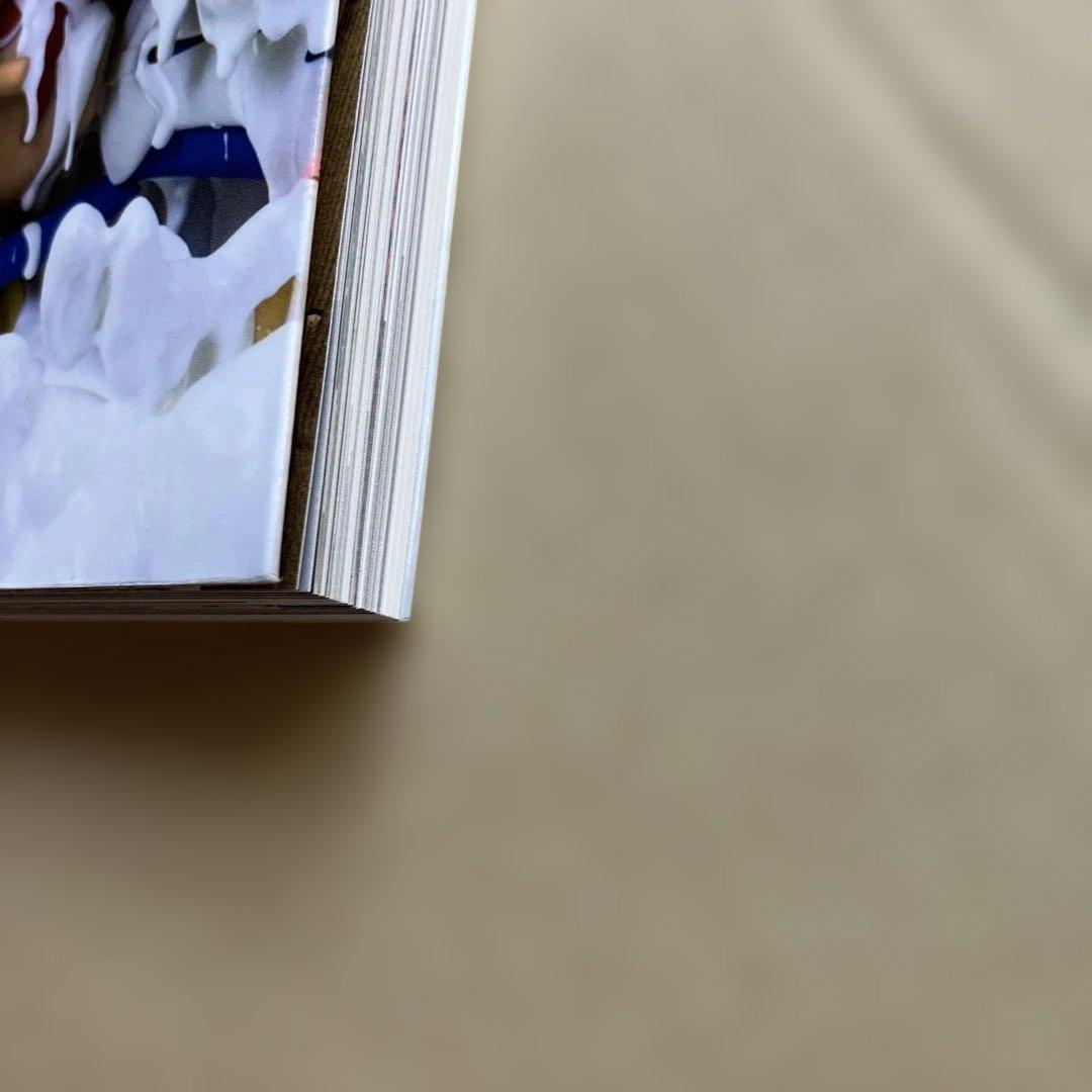 BIGBANG T.O.P 写真集　Sotheby's #TTTOP サザビーズ