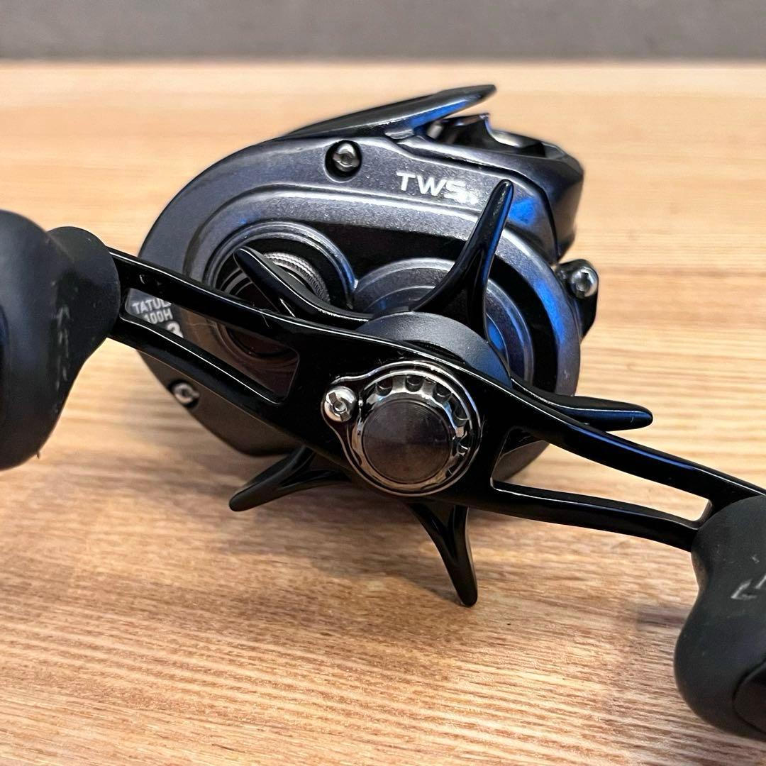 US DAIWA タトゥーラ 100H 6.3 右ハンドル