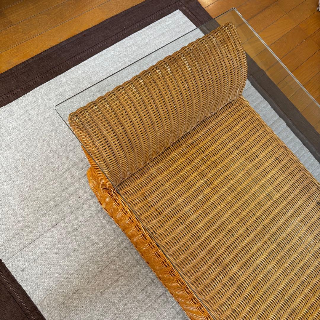 ナチュラル♪ カーブが可愛い！天然素材◾️ガラス天板×籐ラタンテーブル 籐家具