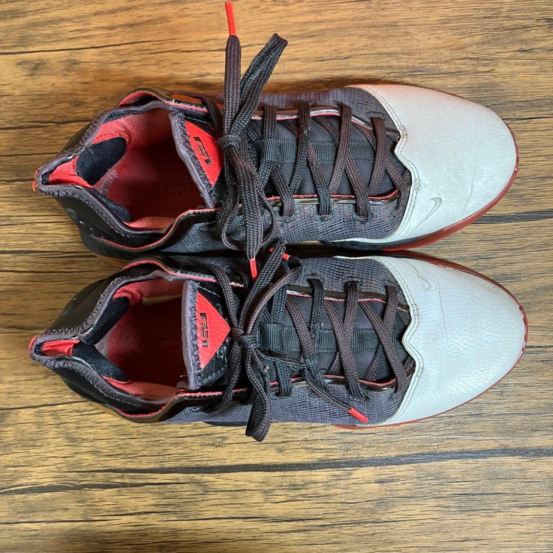 （K25767）ナイキ レブロン・ジェームズ 19 26.0㎝ バスケットボール