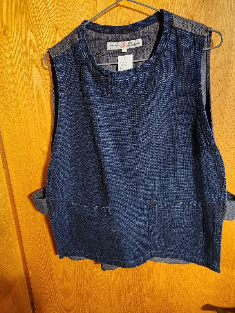 Brocante/ブロカント　綾織りデニムジレ