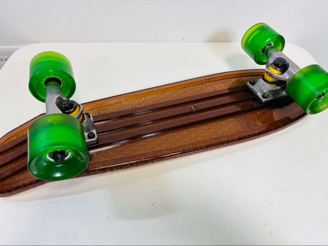 GLOBE グローヴ スケートボード クリア ブラウン/グリーン