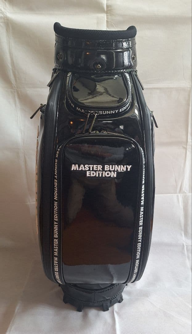 マスターバニーエディション　MBE　キャディバック　PRO仕様　ヘッドカバー付き