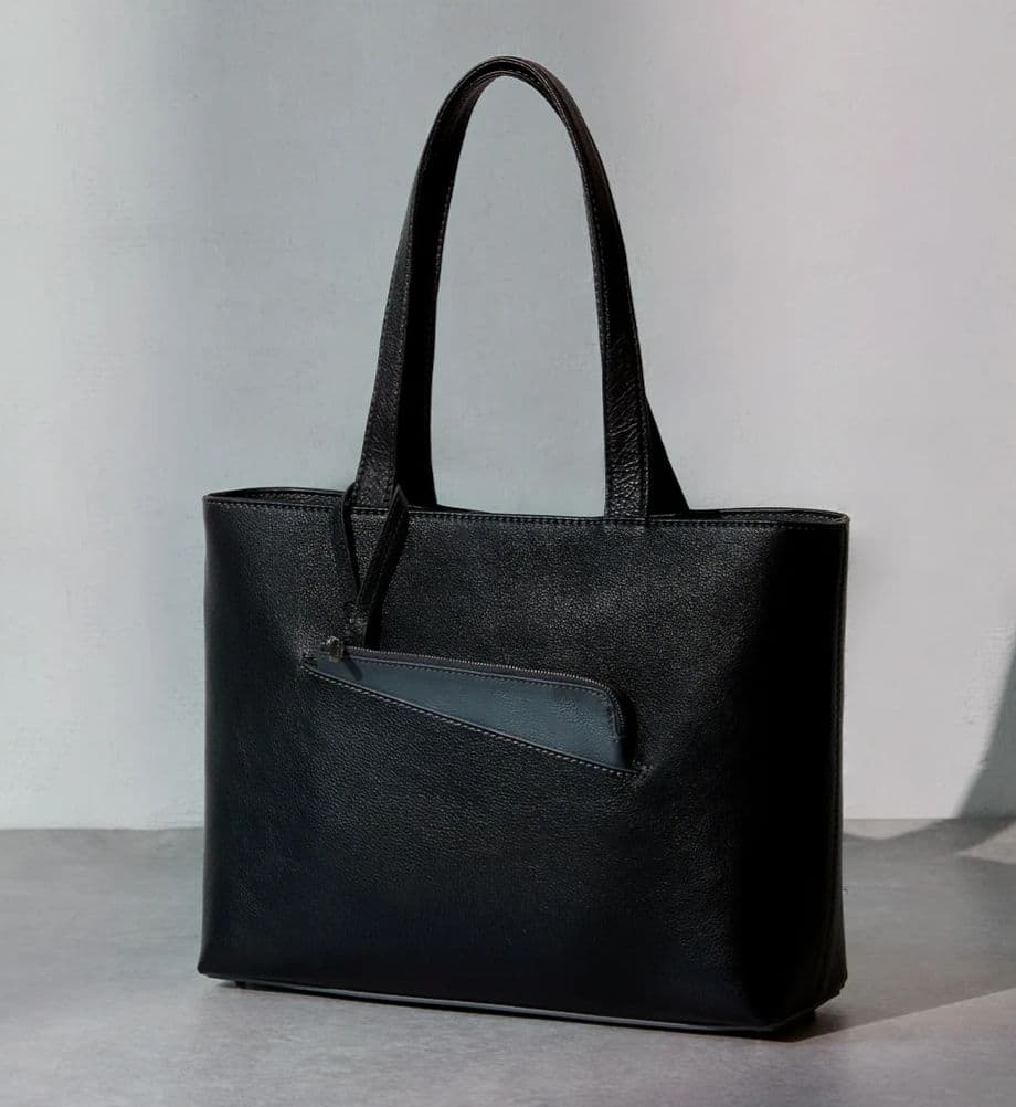 マザーハウス　リニア ジップ トート