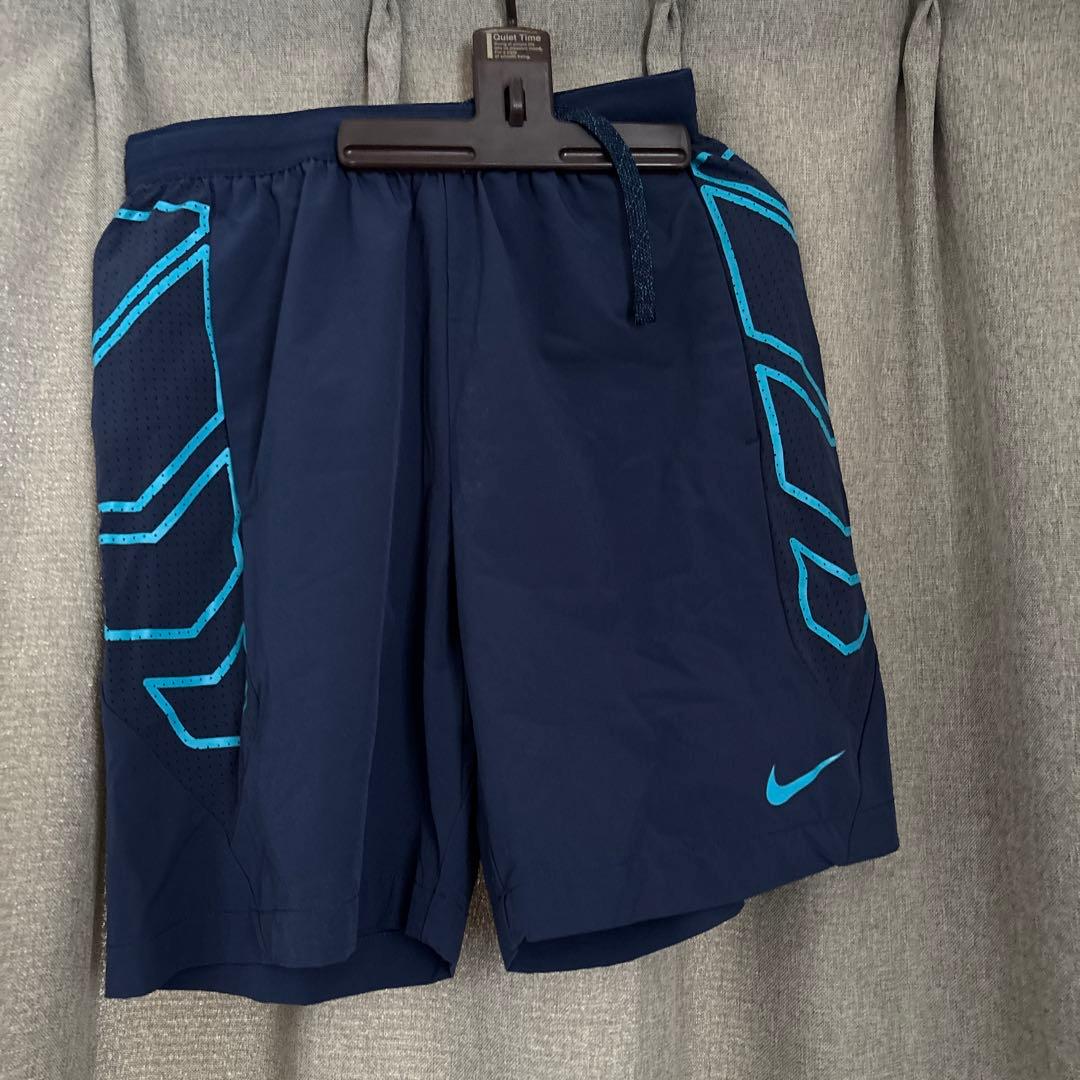 NIKE スポーツウェア　ジムウェア　上下3セット　Mサイズ　計6着