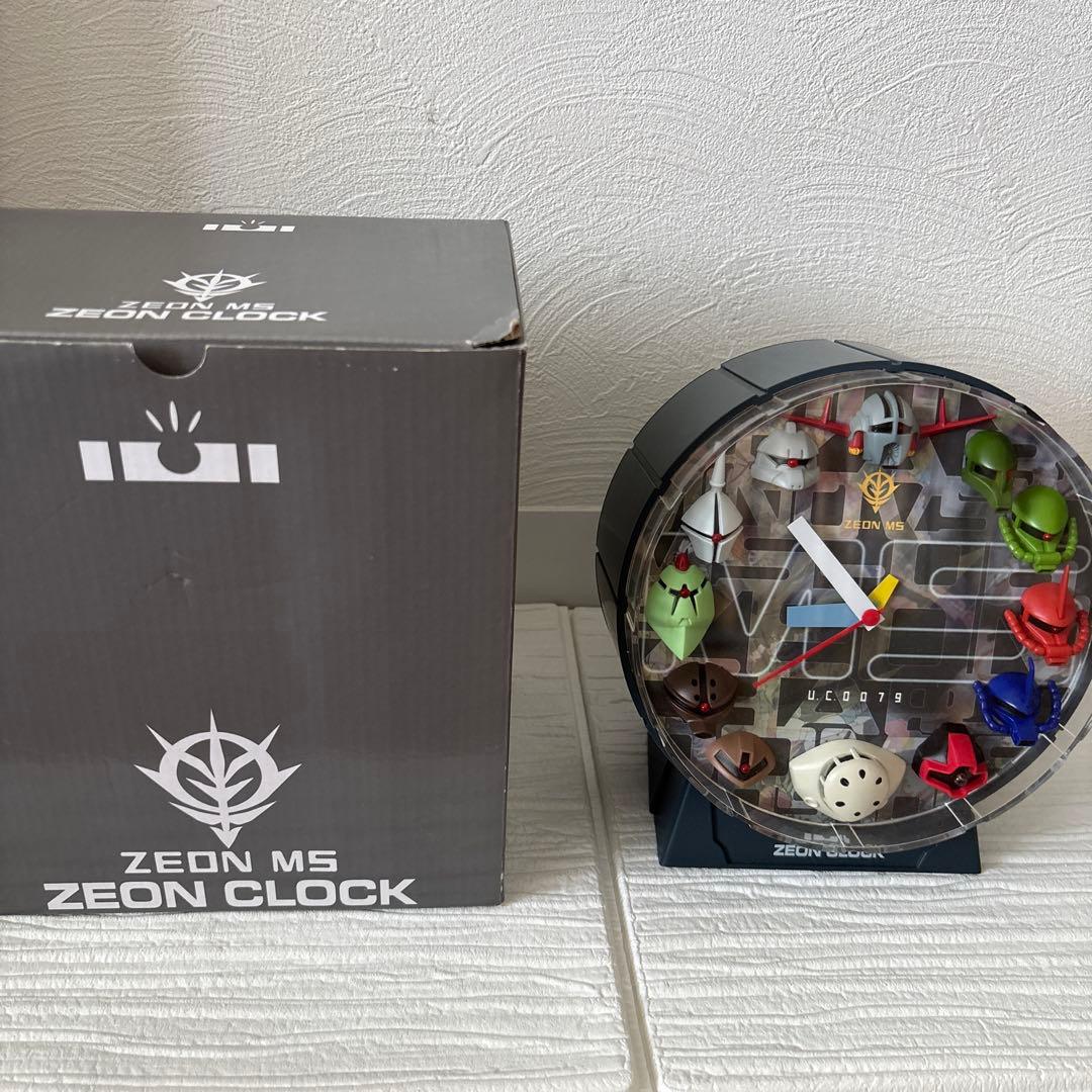 機動戦士ガンダム　ジオンクロック　 新品、箱、取扱説明書付き